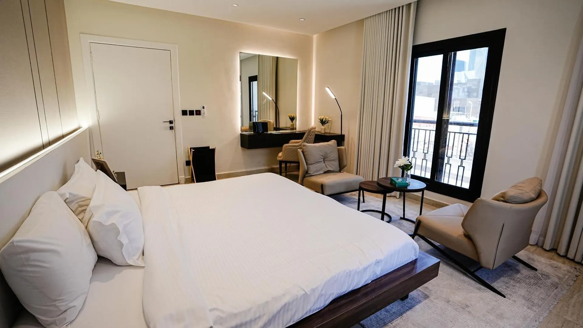 Lp8-4 - Spacious 2 Bedroom Apartment Near Kafd Riyadh Saudi Arabia